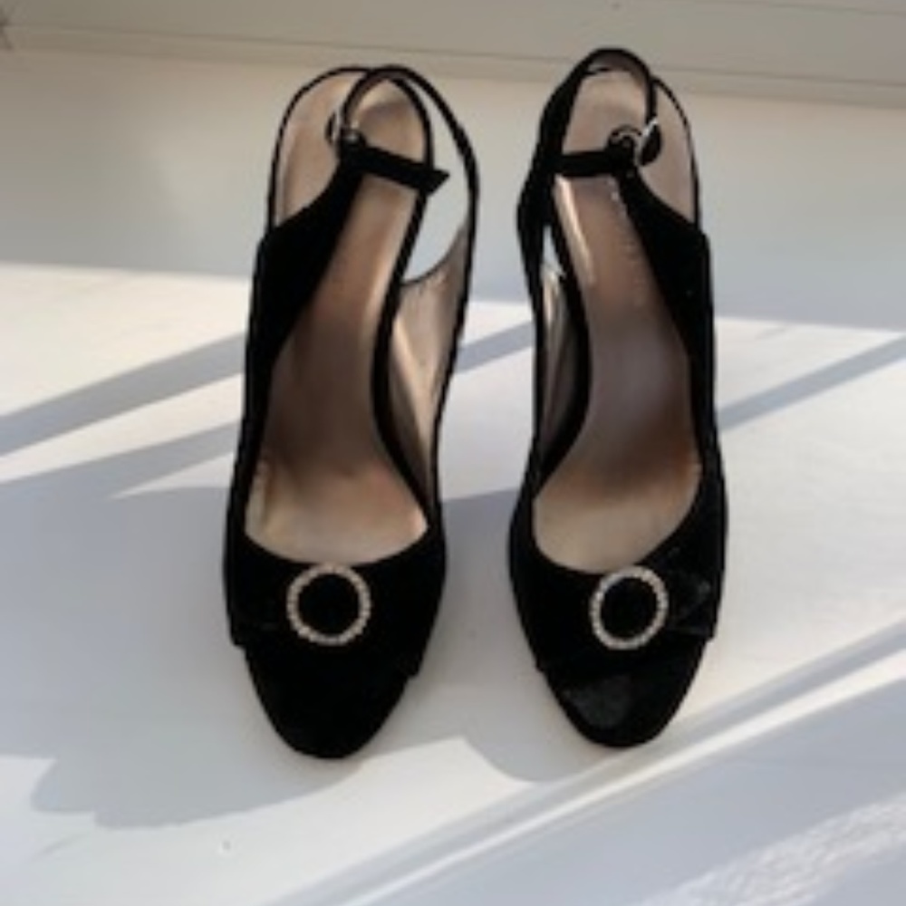 Women's Black Velvet Open Toe Pump (size 8.5)